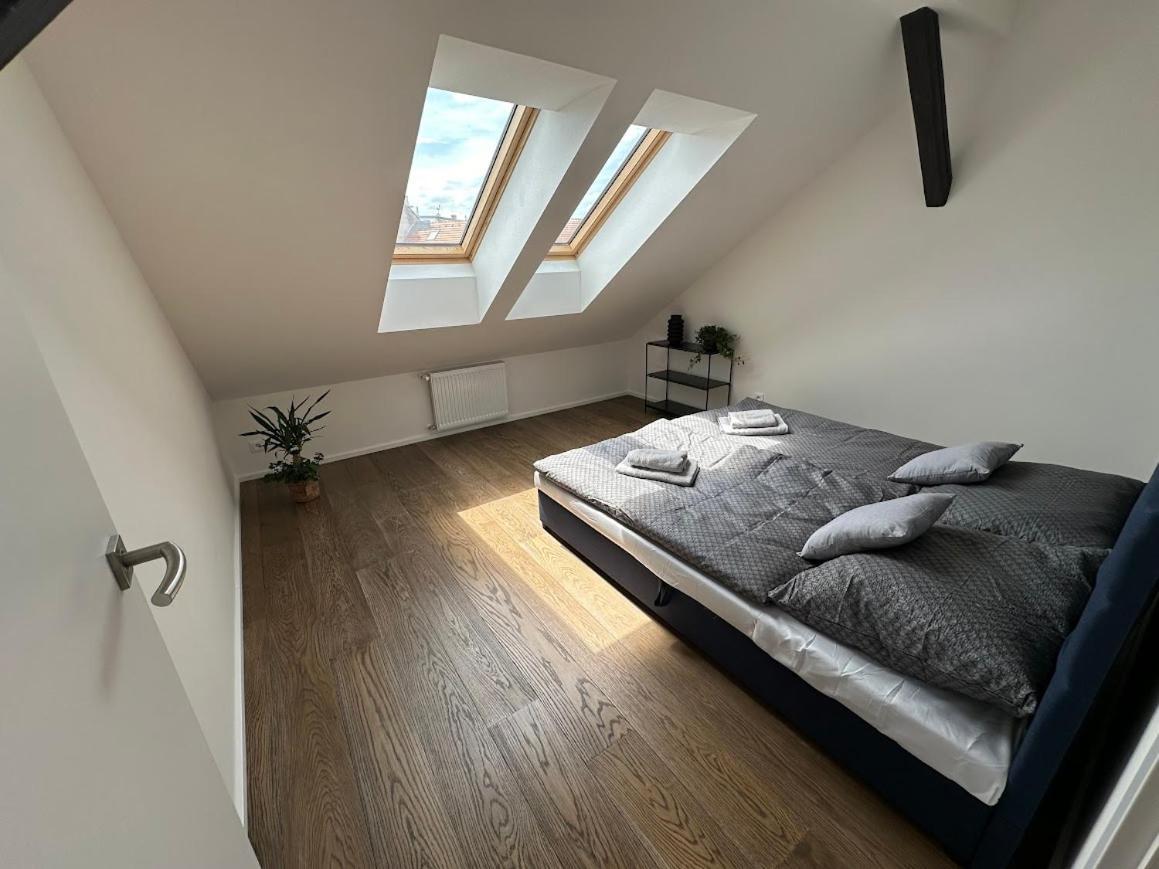 Loft Apartments Prague Exterior photo